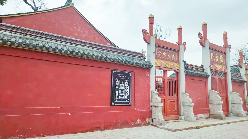 艾礼安——四季更替，步履不停