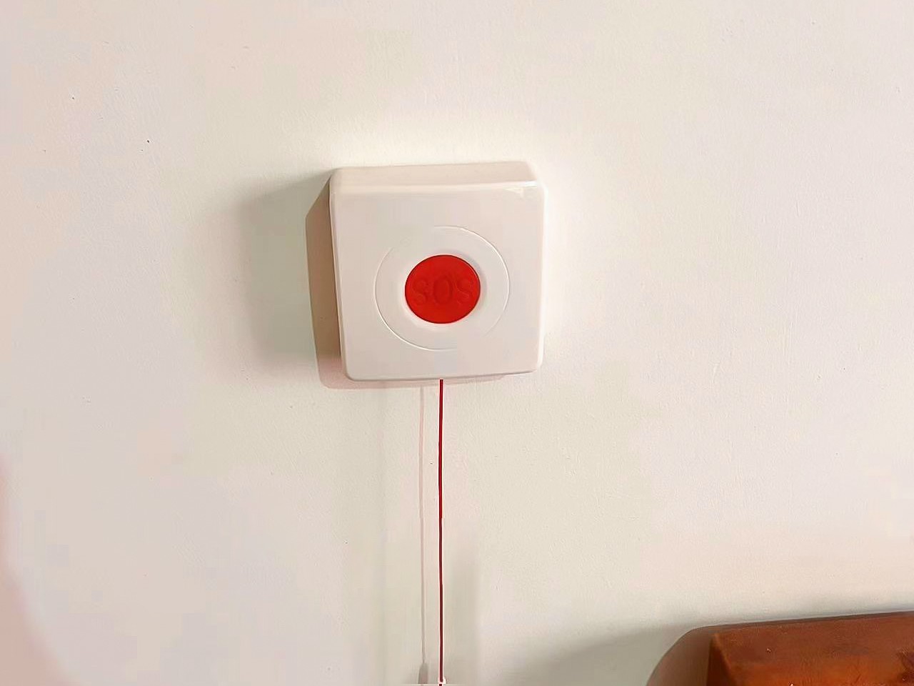 紧急报警按钮